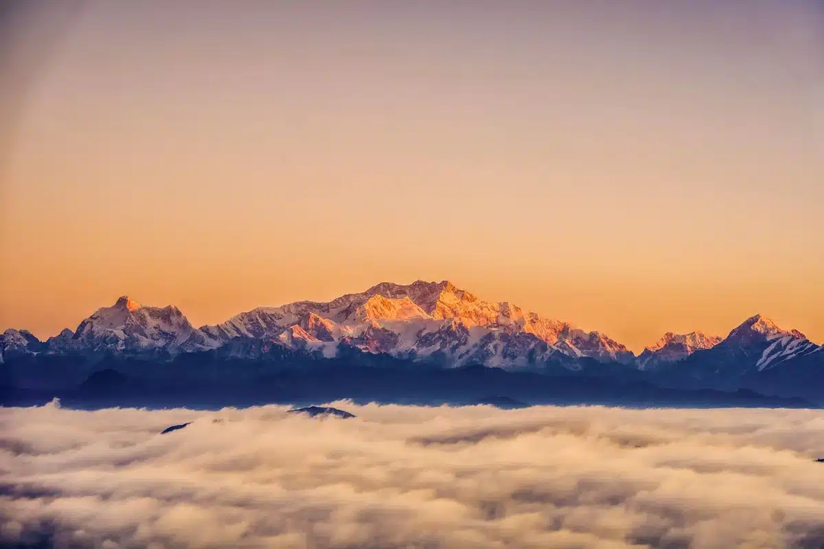 Offbeat Trekking Destinations in the Himalayas to explore 6 Sandakphu Phalut Trek