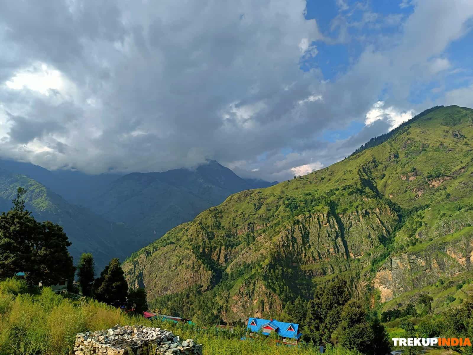 Offbeat Trekking Destinations in the Himalayas to explore 2 Phulara Ridge Trek