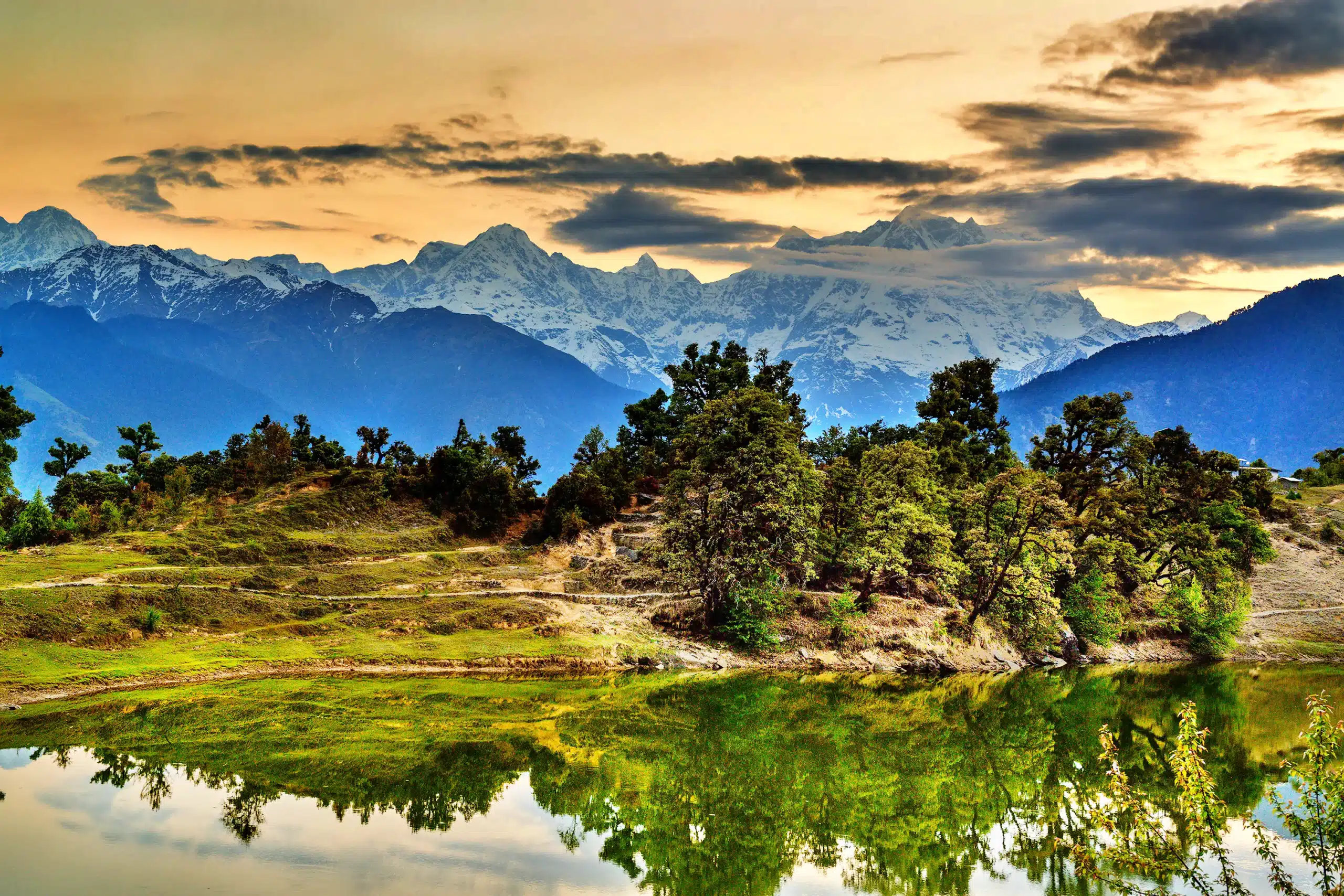 Chopta Chandrashila Tungnath Trek with Deorital