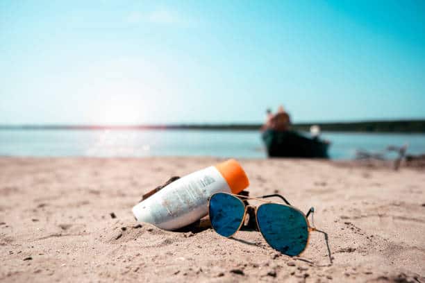 Trekking at High Altitude - Health Challenges You Must Know 6 Sunscreen and Sunglasses