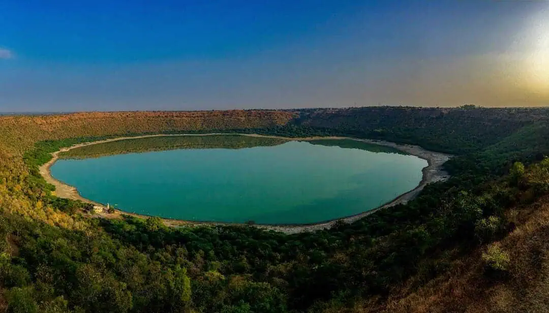 Treks In Maharashtra 11 Lonar Crater Lake Trek