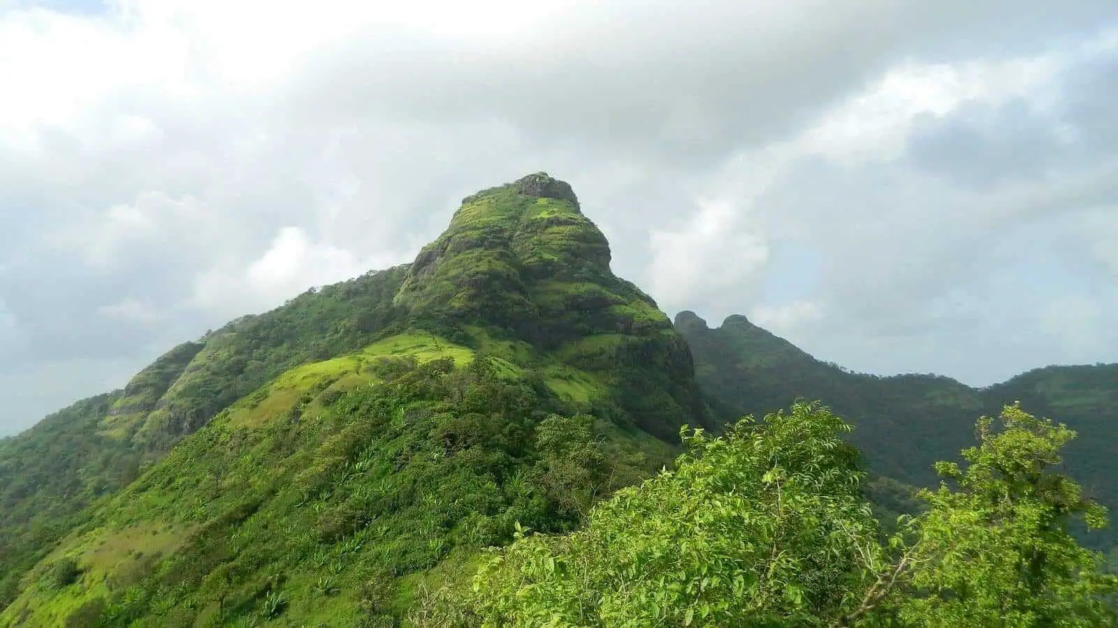 Treks In Maharashtra 35 Takmak Fort Trek