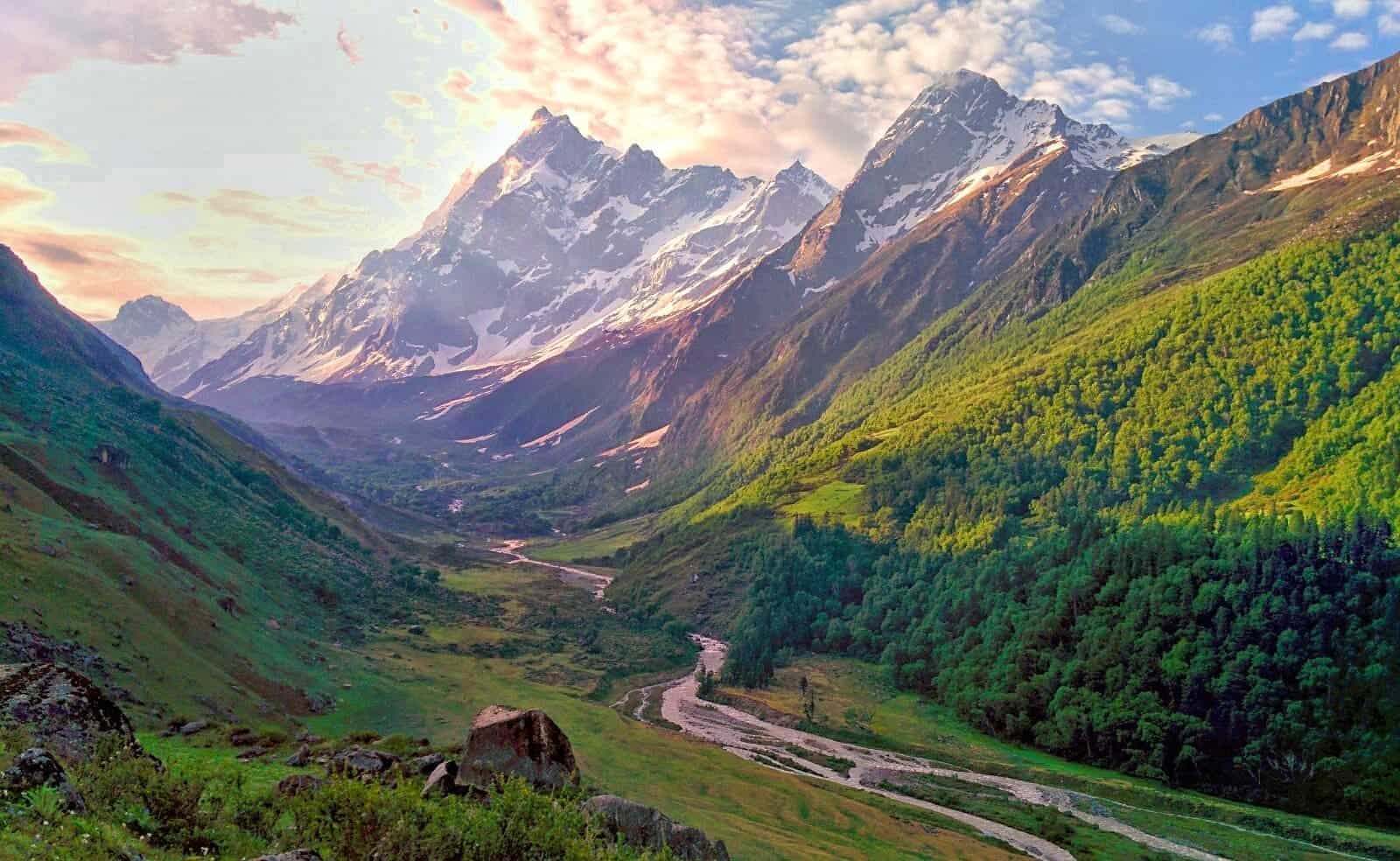 Best Treks in India: Region-Wise Guide for Every Trekker 10 Har Ki Dun Trek