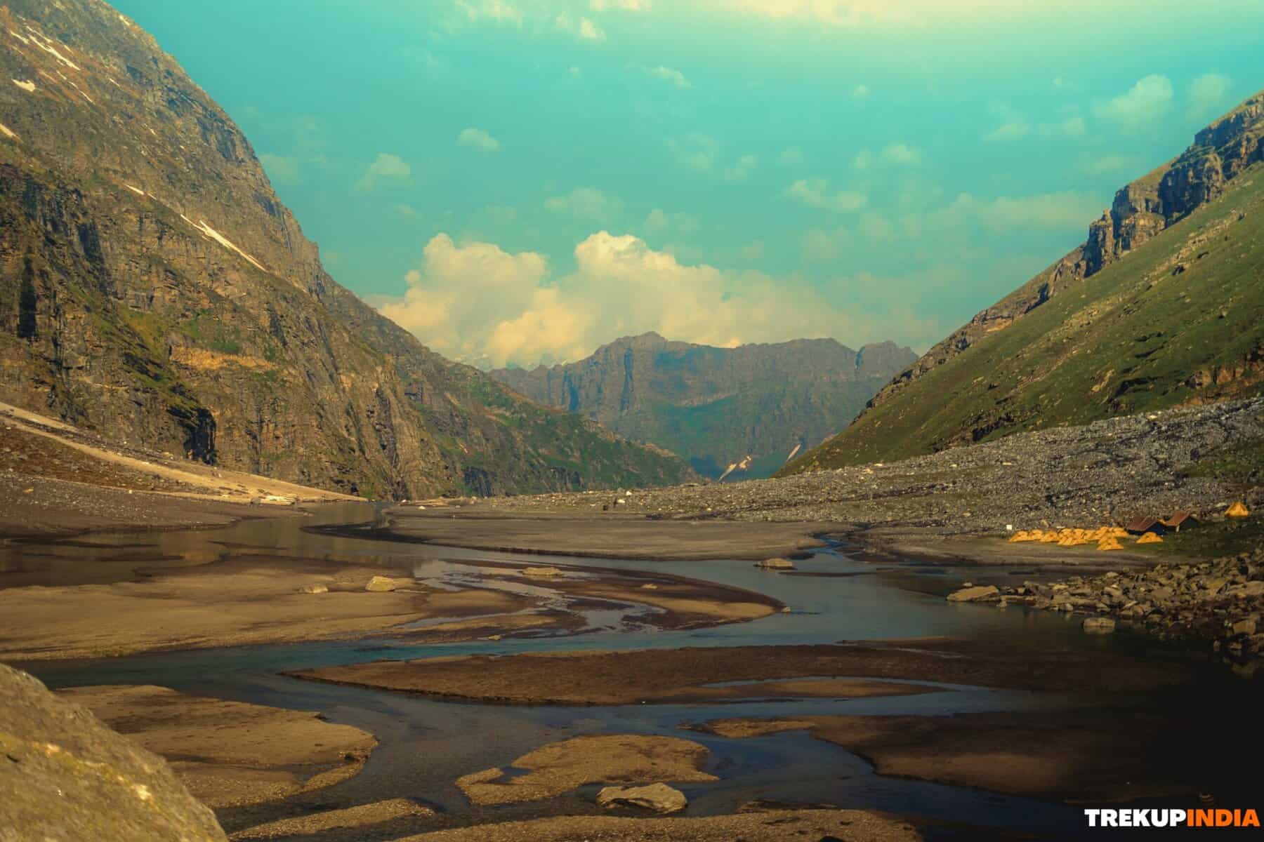 Monsoon Treks - Best Himalayan Treks in August 4 Hampta Pass Trek