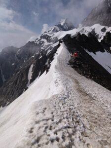 Darati Pass Trek