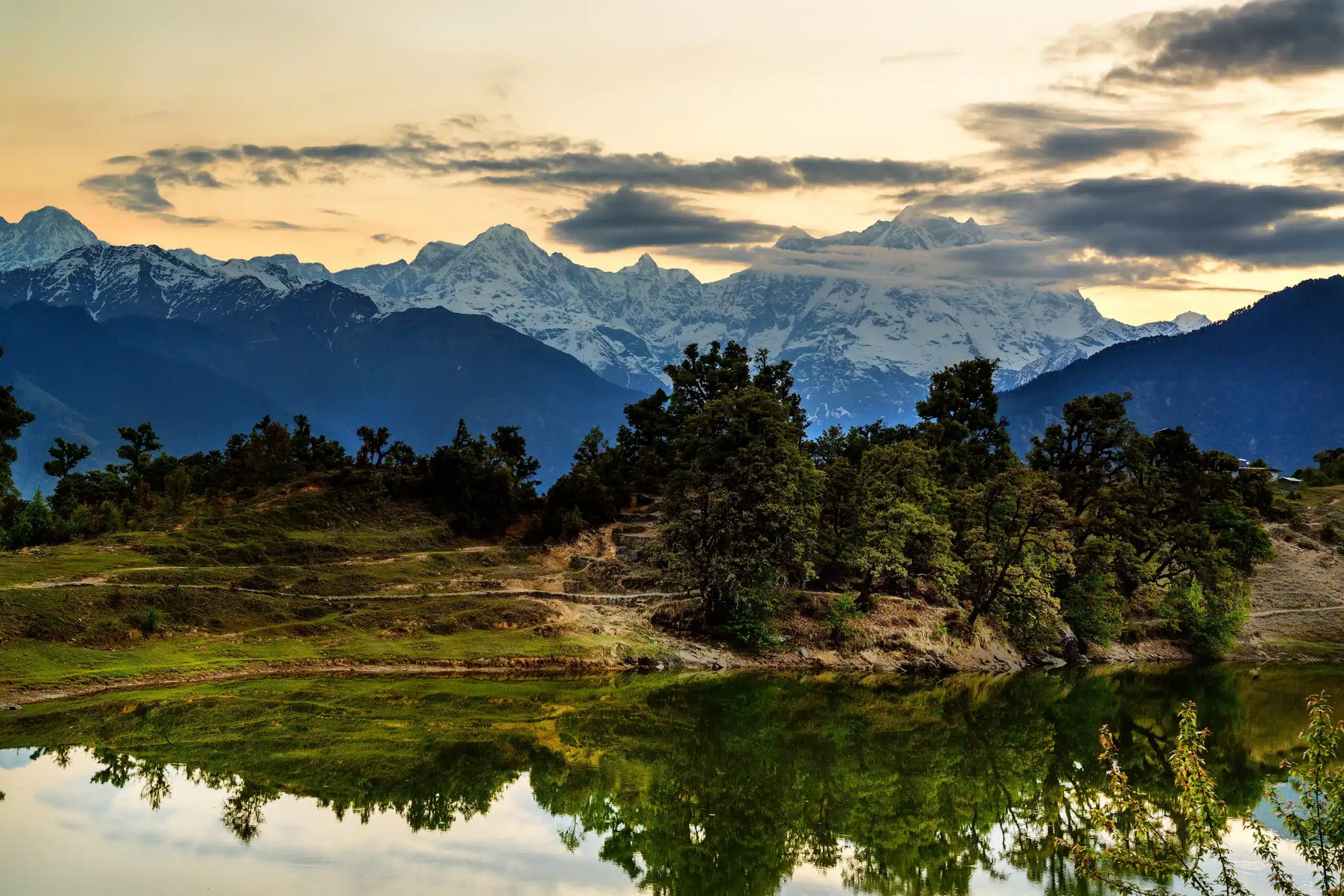 Chopta Chandrashila Tungnath Trek with Deorital