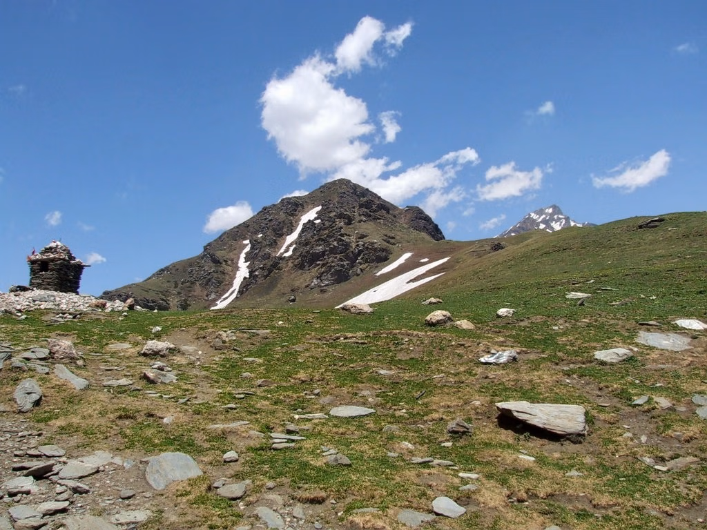 Jalsu Pass Trek